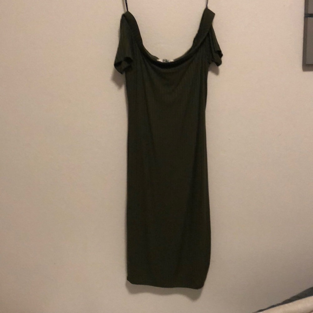 Olive green bodycon off the shoulder dress
